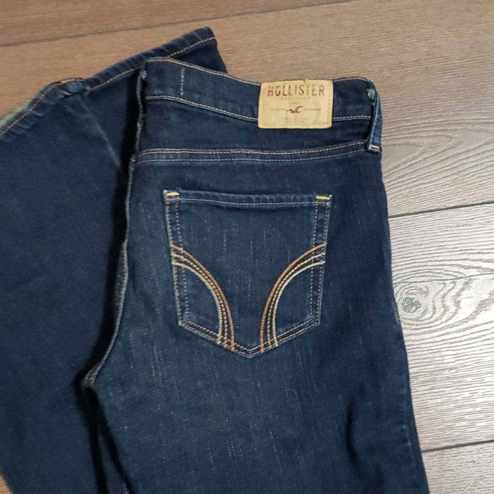 Hollister jeans